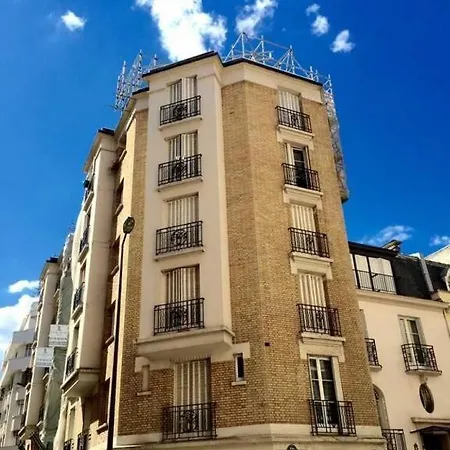 Studio In 15th Arrondissement *